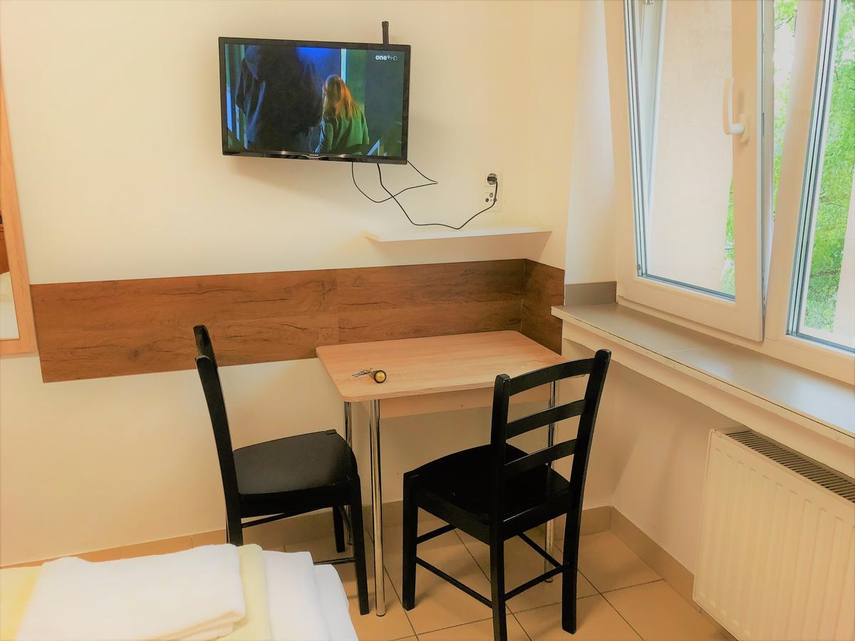 Hotel Moji Koeln מראה חיצוני תמונה